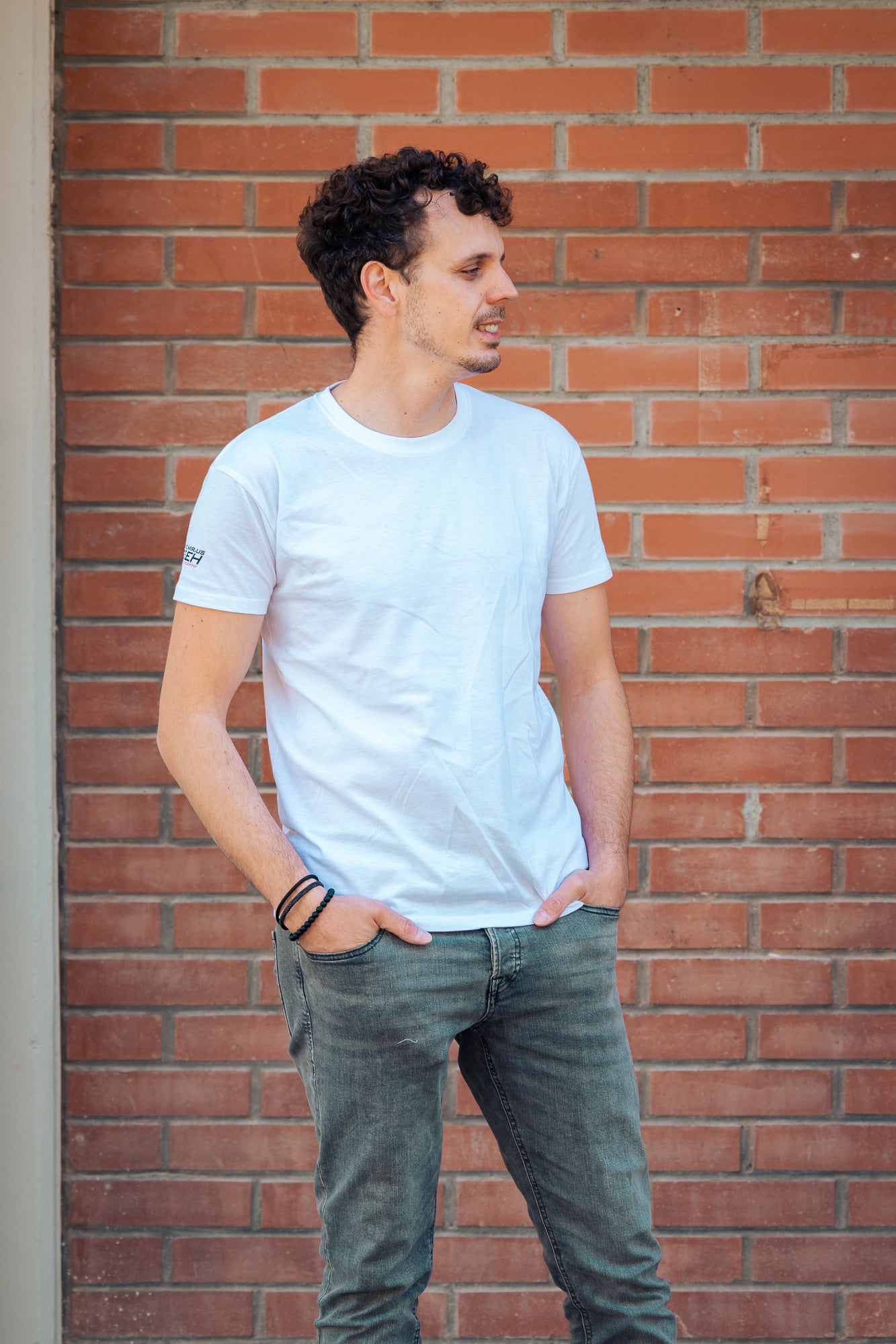 T-Shirt mit Chassis Ladung Weiss