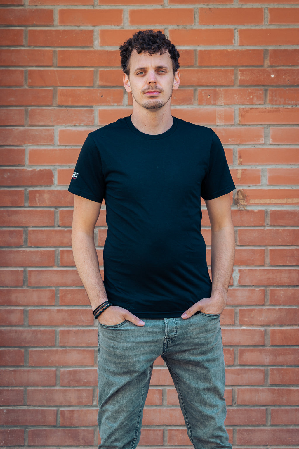 T-Shirt mit Chassis Ladung Schwarz