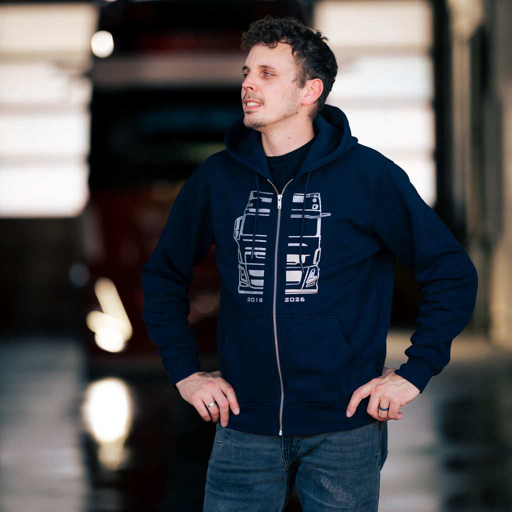 Exklusive Vorbestellung Kapuzenjacke New Aero