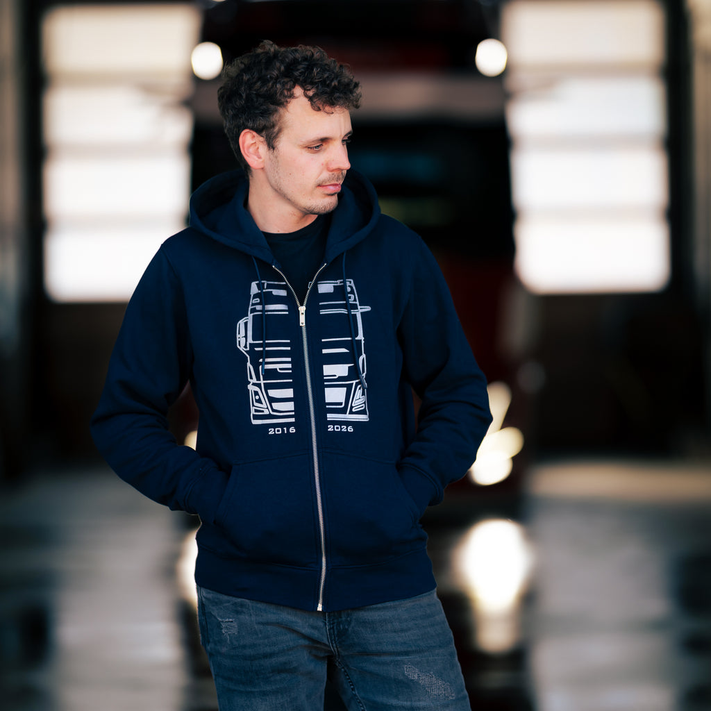 Exklusive Vorbestellung Kapuzenjacke New Aero